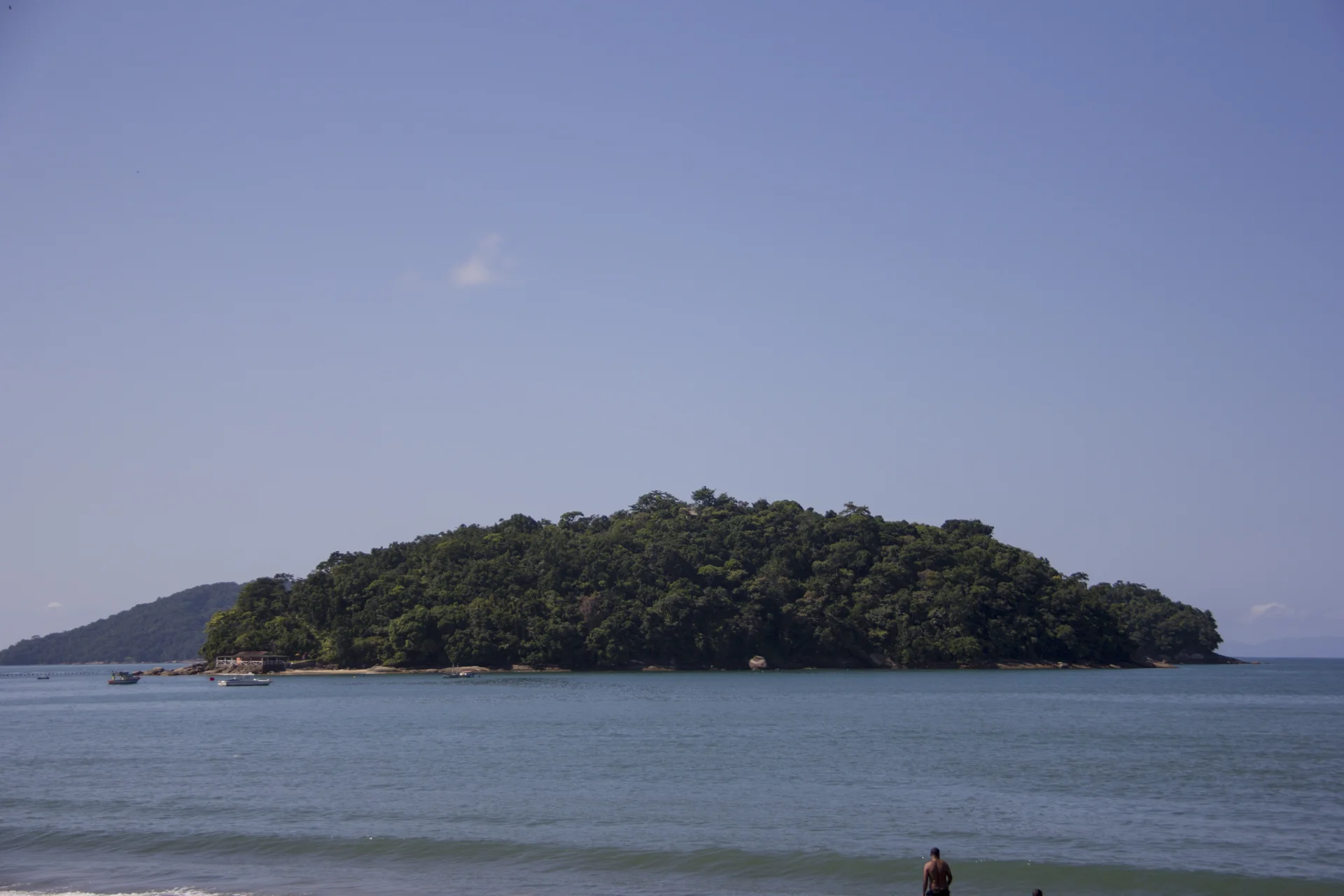 Praia da Cocanha, em Caraguatatuba
